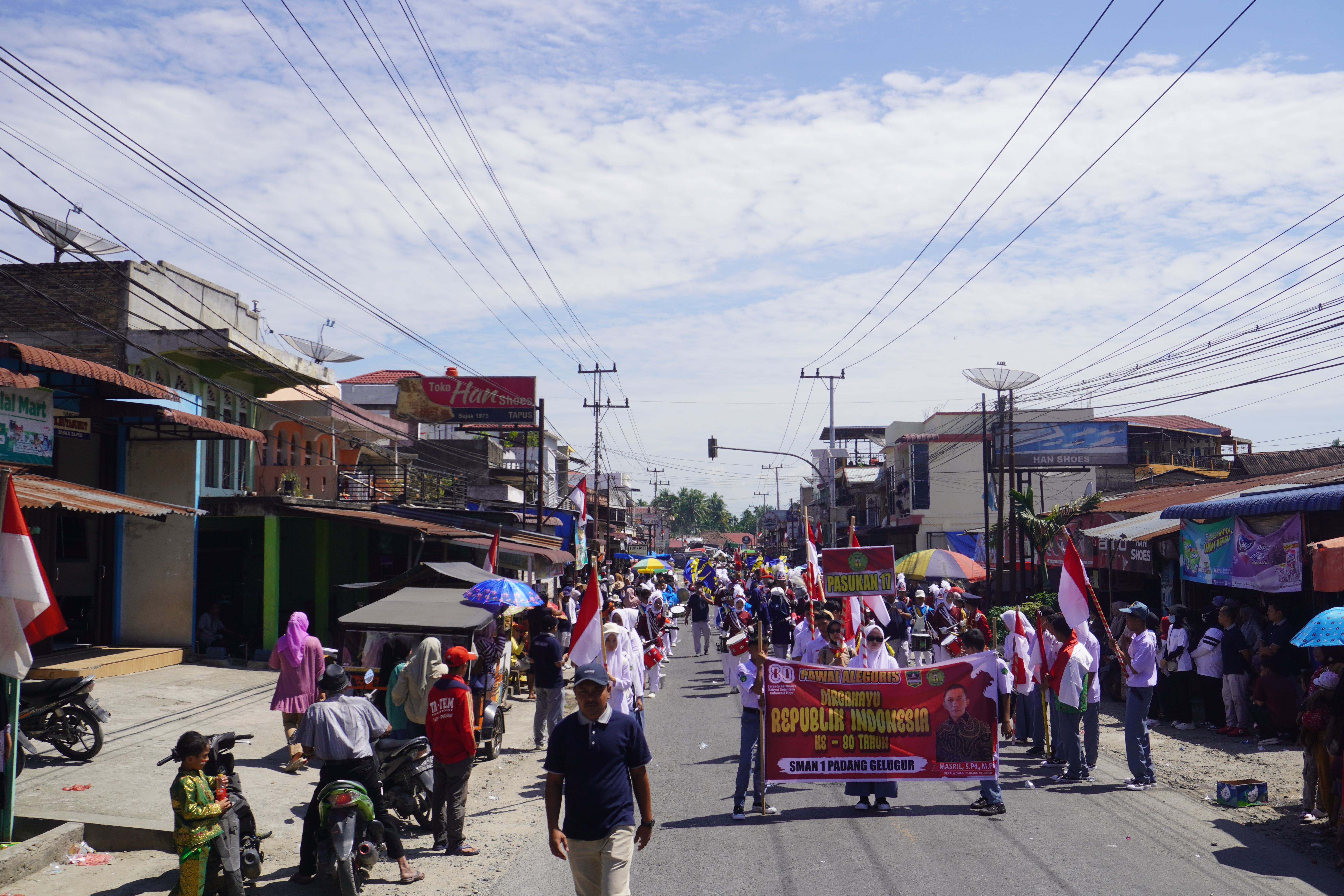 Pawai Alegoris SMAN 1 Padang Gelugur